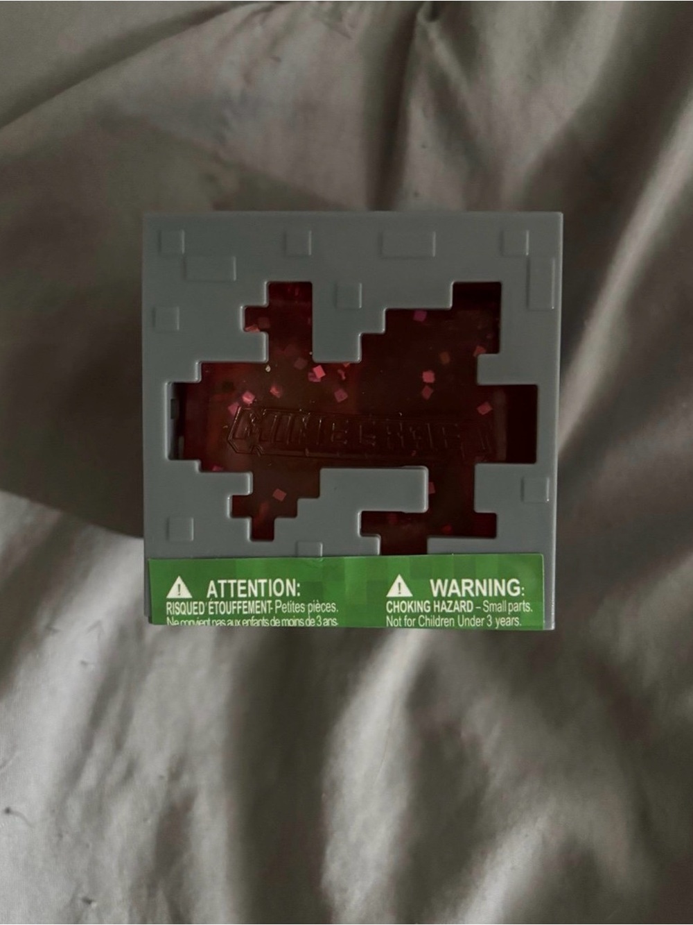 Red Glitter Minecraft Cube